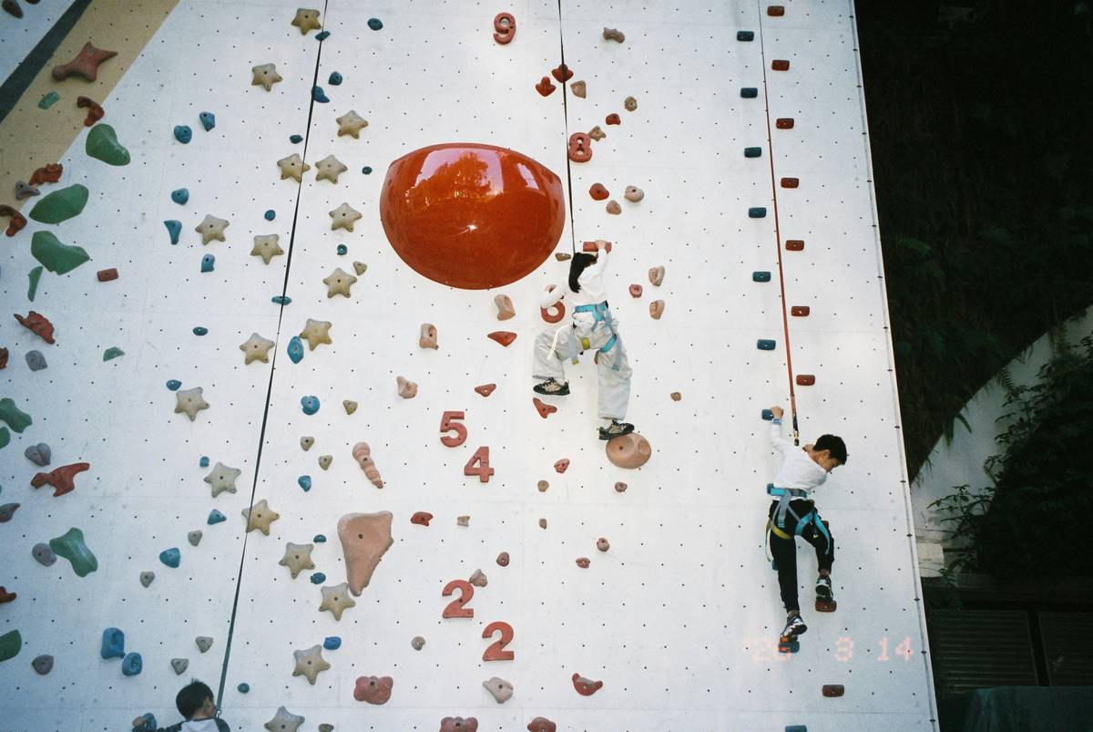 Safe Climbing Toys for Toddlers: 7 Essential Tips to Avoid Dangerous Mistakes