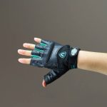 Waterproof Glove Features: 7 Proven Tips to Avoid Painful Mistakes